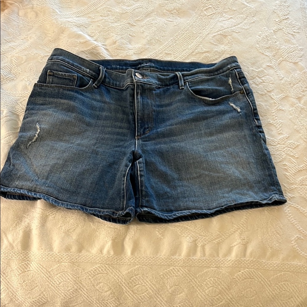 LOFT Medium Blue Distressed Jean Shorts 6” hem